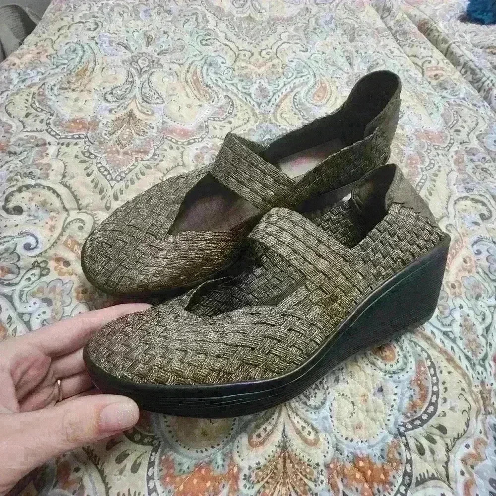 Bare Traps women's clog style shoe size 7 - Picture 2 of 8